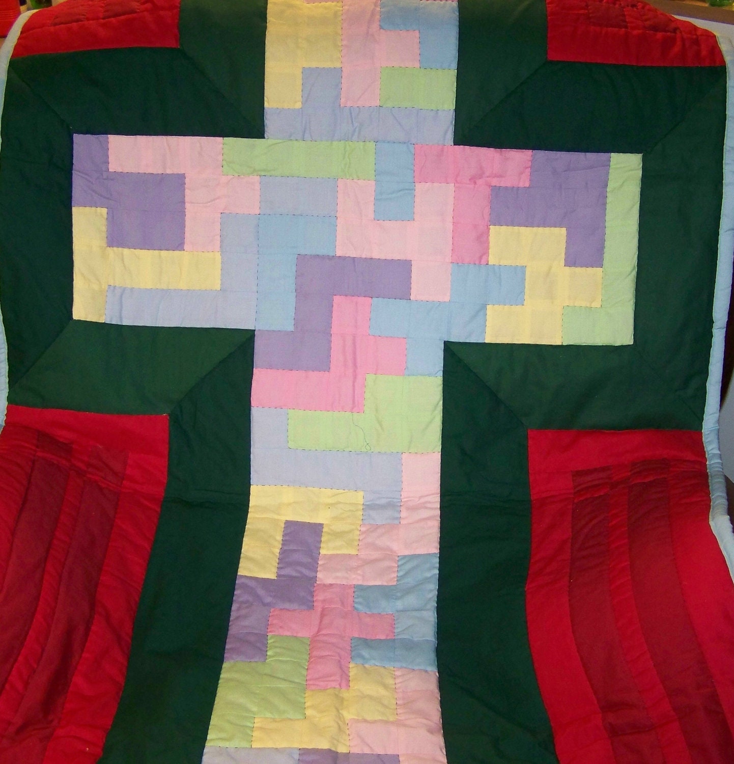 stained-glass-cross-quilt