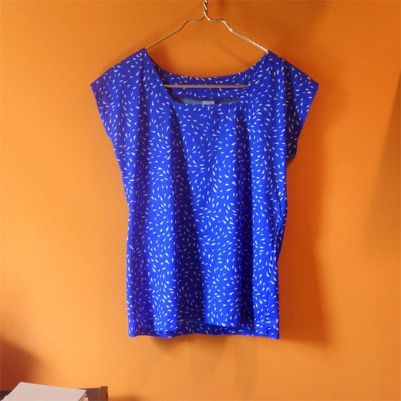 Vintage Royal Blue and White Abstract Print Boatneck Blouse