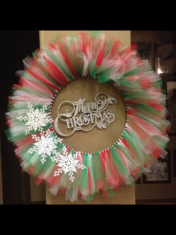 Items similar to Christmas Tulle Wreath on Etsy