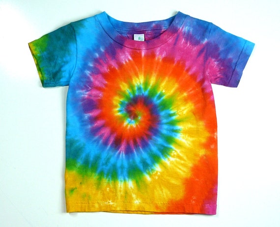 tie dye an already colored shirt