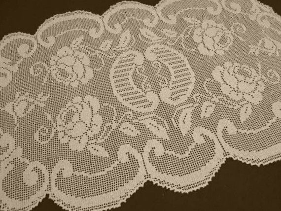 Doily / table Table Crochet  doily Tablecloth Runner / /Ecru runner Large Lace etsy