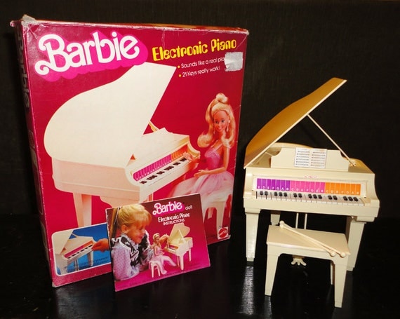 barbie piano