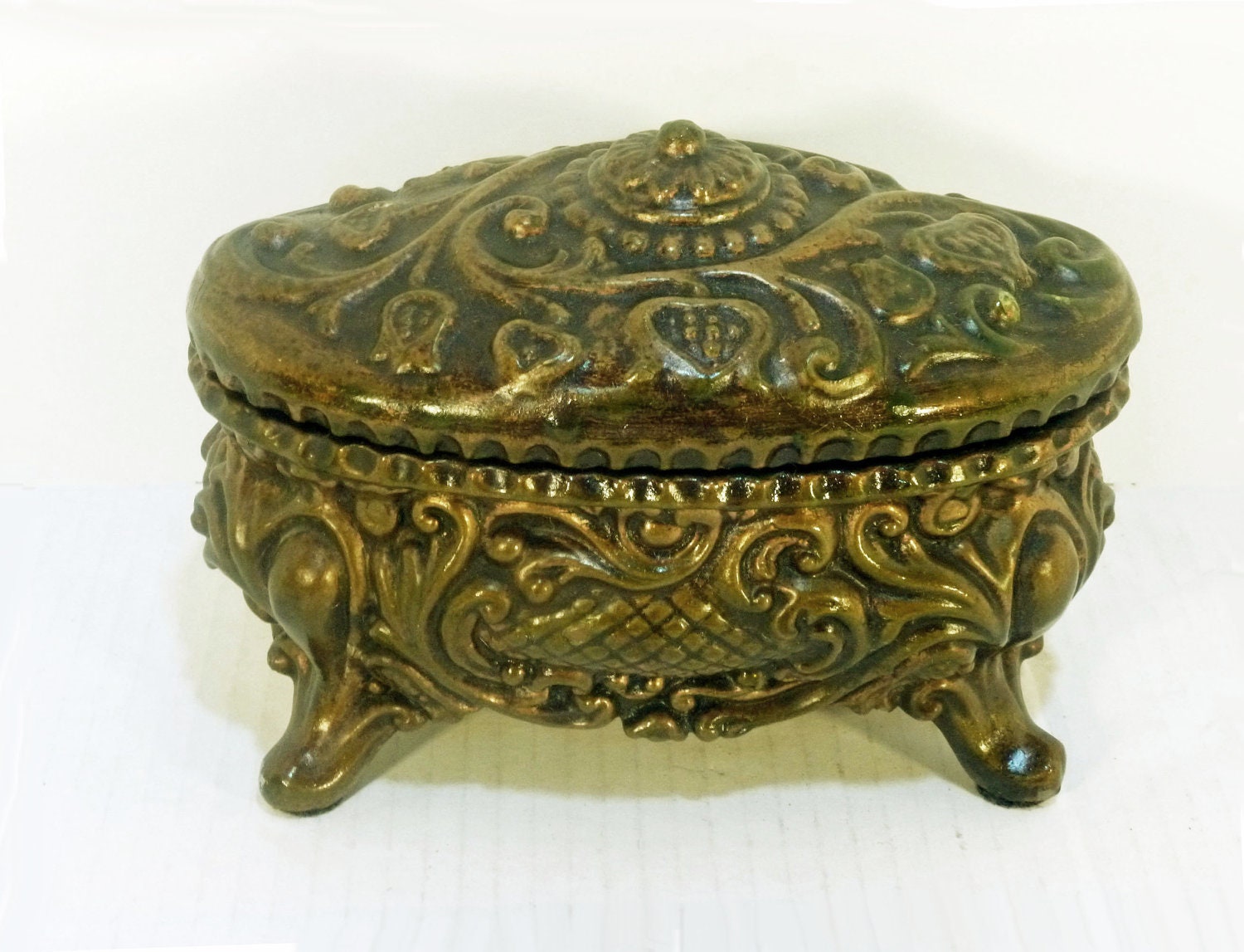 Vintage VICTORIAN JEWELRY BOX Metal with Red Velvet Lining