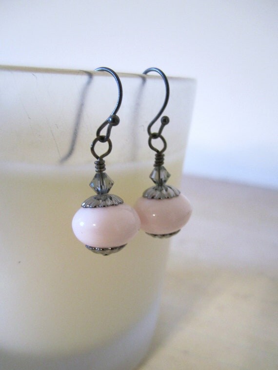 Vintage Glass Bead Earrings Pale Pink