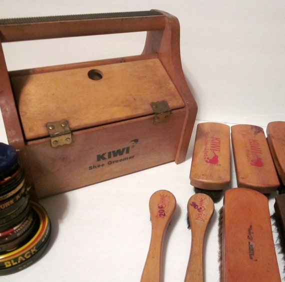 how to shine boots with kiwi kit