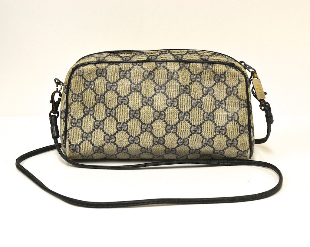 Authentic Vintage Gucci Crossbody Bags For Sale | Paul Smith