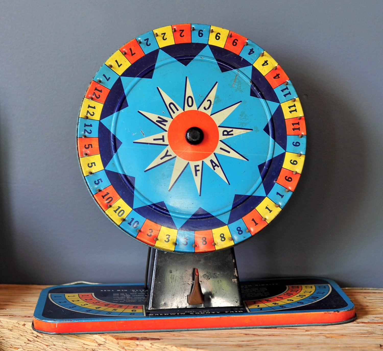 Roulette wheel spinning video