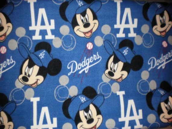 La Dodgers Mickey Mouse Fleece Fabric All Over Print Throw