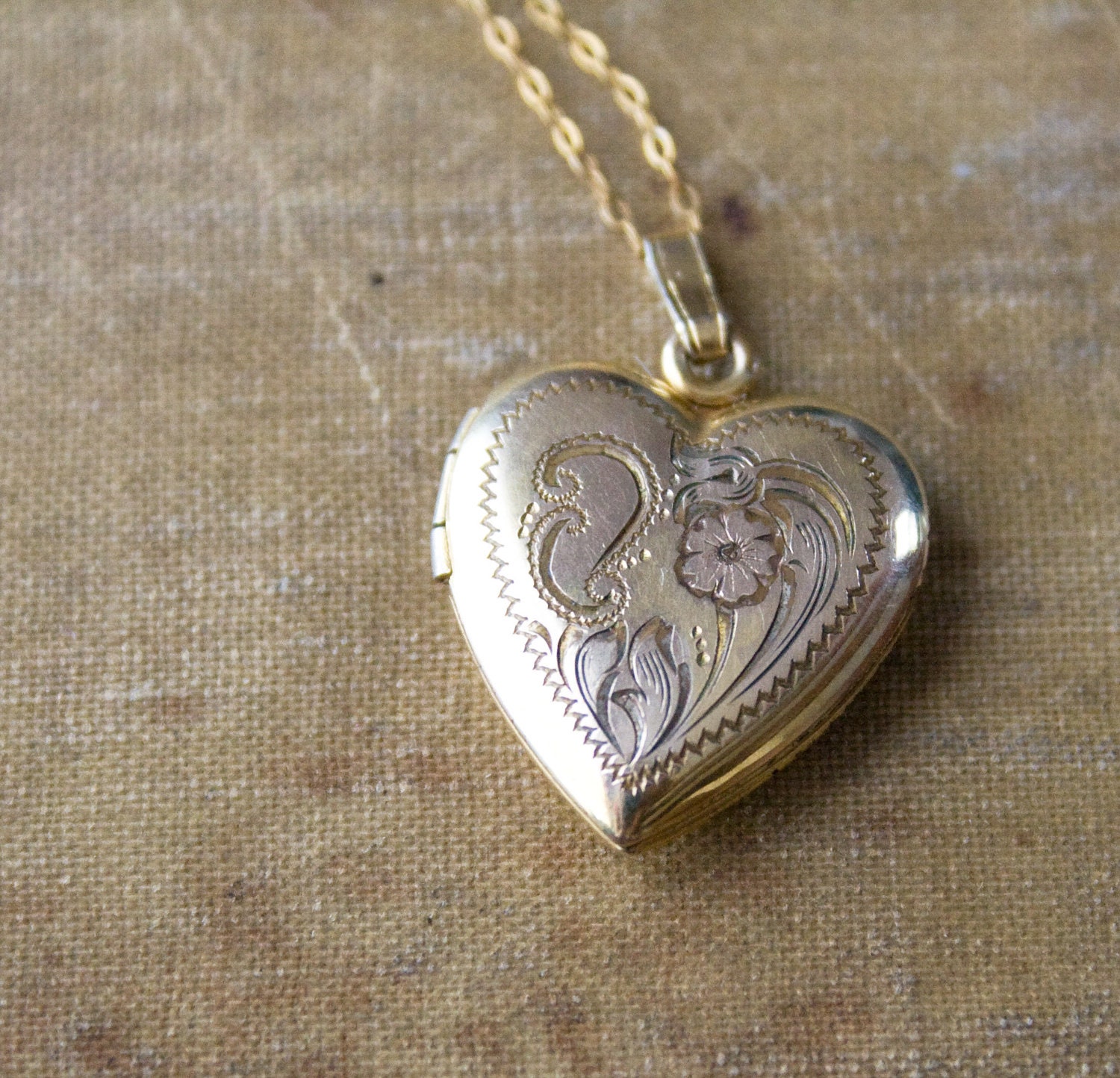 Vintage Heart Lockets 120