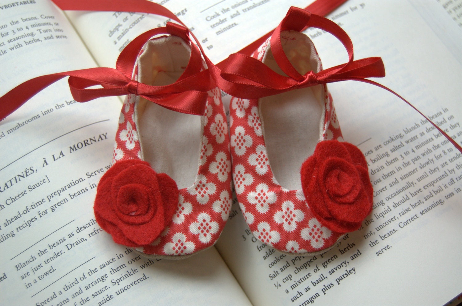 Red Baby Girl Shoes Newborn Retro Red Print Ballet Flats for