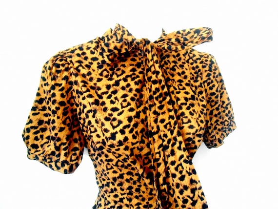 Vintage leopard print cotton blouse size medium
