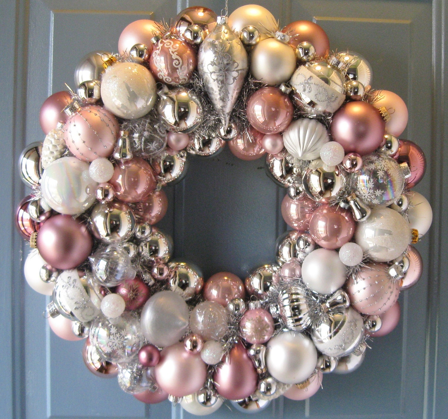 Christmas Wreath Pink ornament