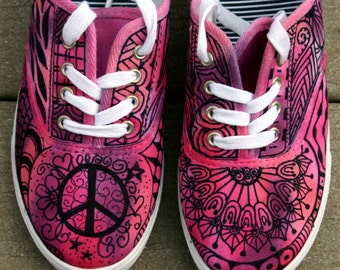 Zentangle sneakers, shoes, sneakers, custom sneakers, zentangle art, original art, OOAK, womens sneakers, handpainted