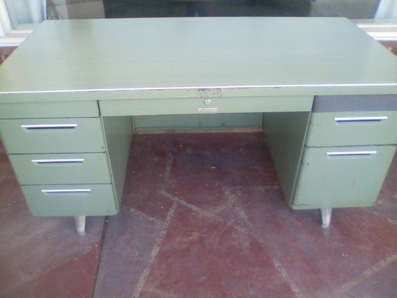 Items similar to 1940s Steelmaster Tanker Desk on Etsy