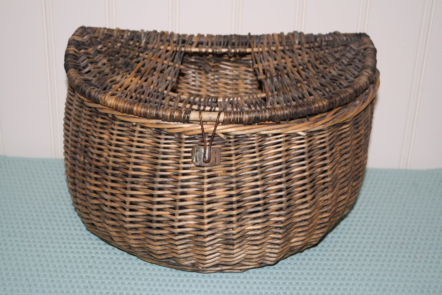 Antique wicker fishing creel with latch SALE
