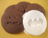 BATMAN inspired COOKIE STAMP recipe and instructions - make your own Batman inspired Cookies