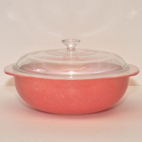 Items similar to Vintage Desert Dawn Pink Pyrex Round Casserole Dish ...