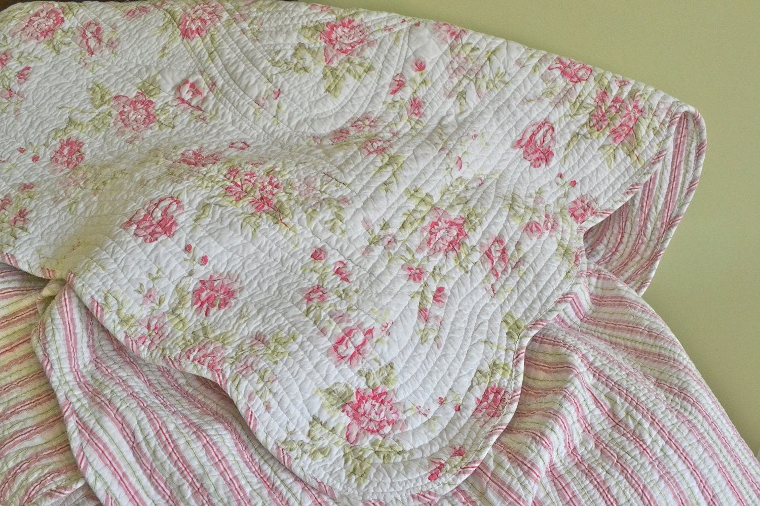 Vintage Floral Quilt 26