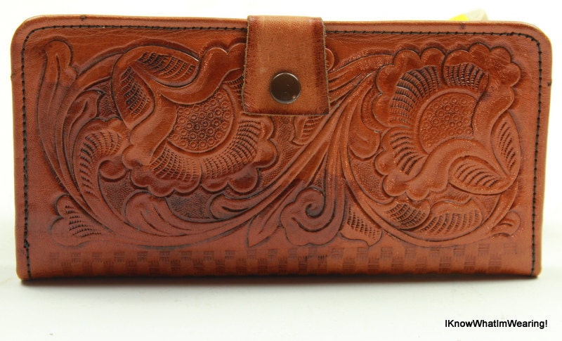 Vintage Hand Tooled Flower Leather Wallet Womens Southwestern