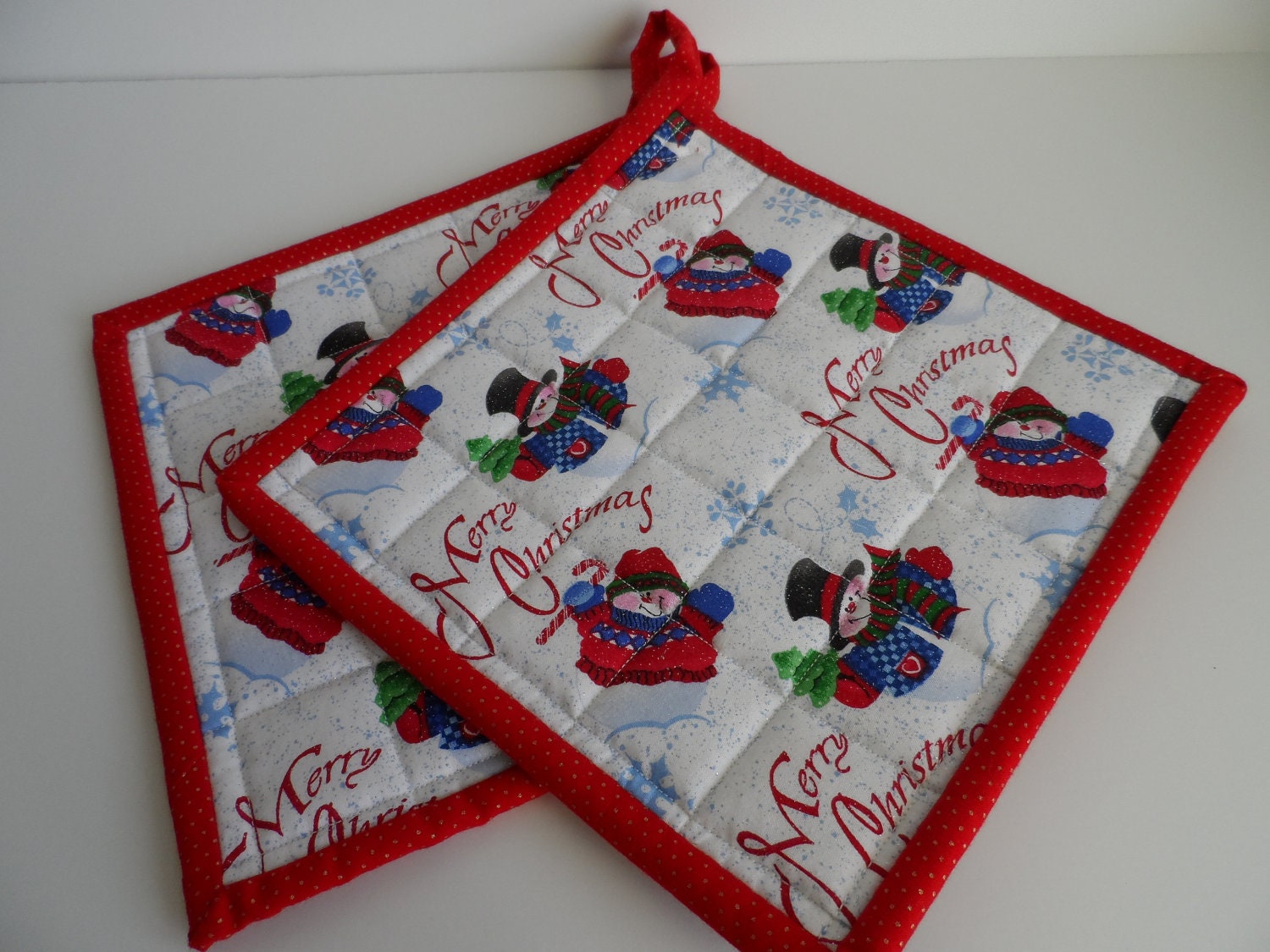 quilted-holiday-pot-holders-set-of-2-christmas-by-susanspassion