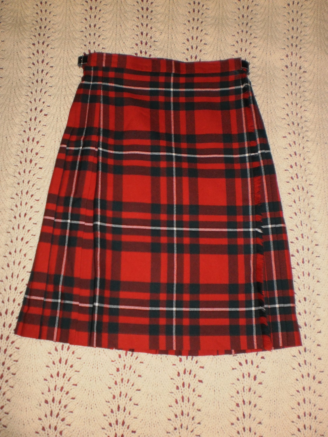 external image il_fullxfull.377892865_o0e1.jpg