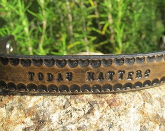 Mens Custom Leather Bracelet Cuff - Special Custom Word, Name, Saying, Date or Text - Men or Women Kids - 1/2 inch wide - Distressed