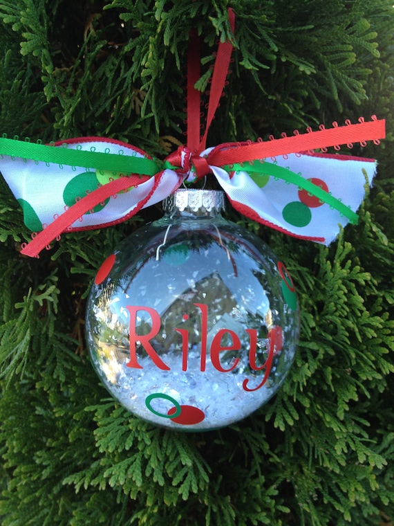 Items similar to Vinyl Monogrammed Holiday Ornament on Etsy