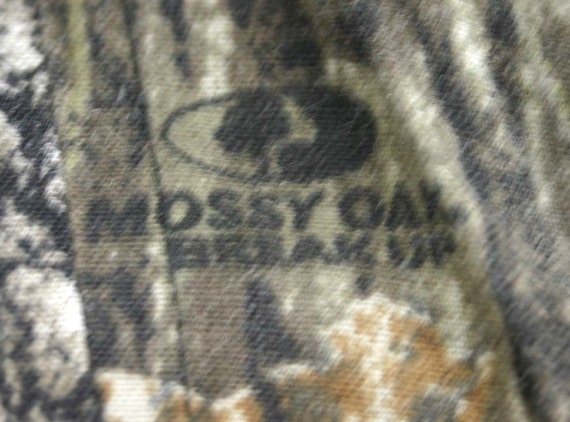 Mossy Oak Camo with Hot Pink Minky Car seat cover and hood