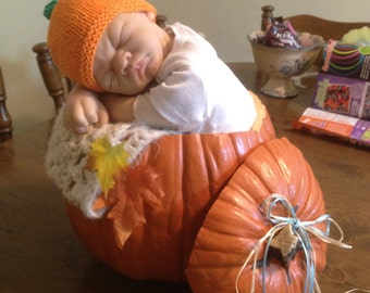 Infant 3 to 6 month Baby Pumpkin hat