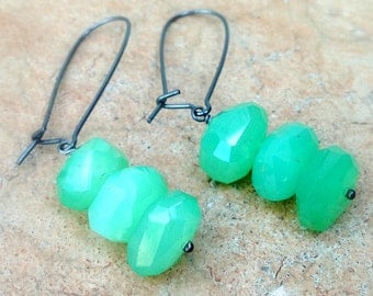 Chrysoprase Earrings - Green Earrings - Sterling Silver Oxidized Jewelry - Gemstone Jewellery - Faceted Nugget