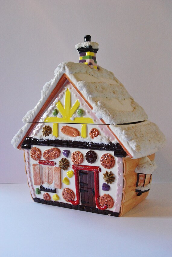 gingerbread house cookie jar