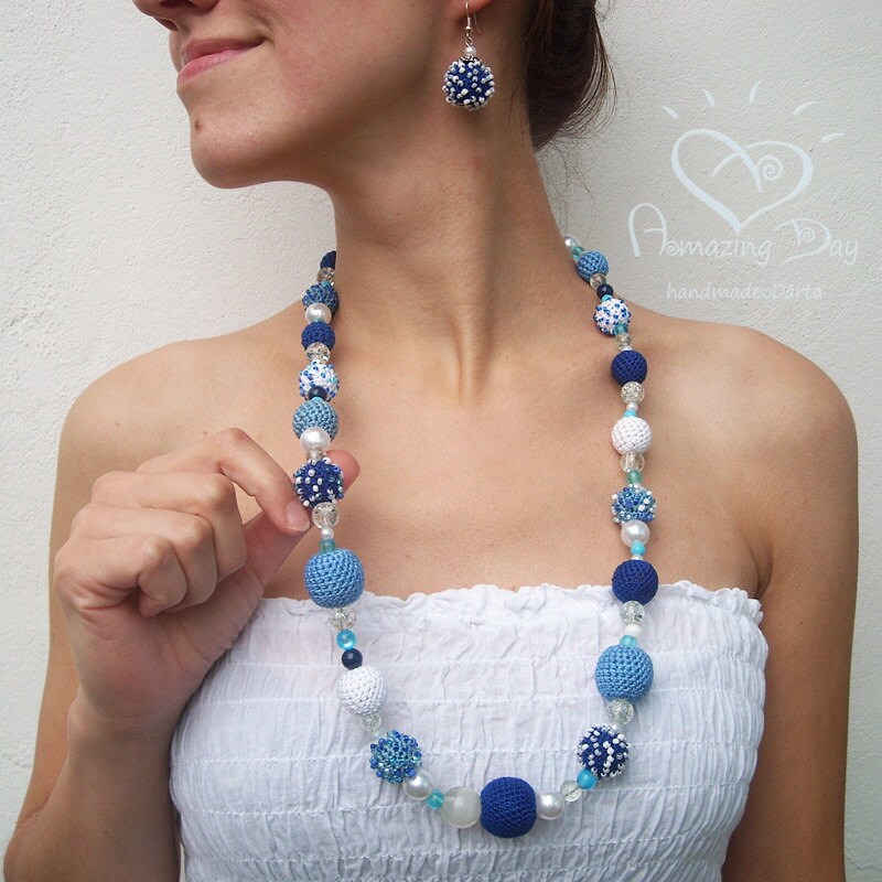 pattern crochet ball necklace LONG White AmazingDay by NECKLACE Exclusive Crochet Beaded Blue