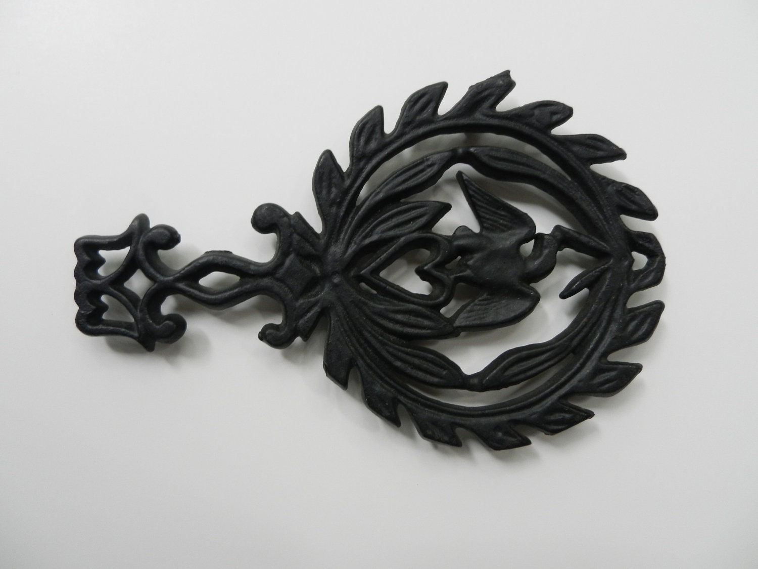 Vintage Trivet Cast Iron Trivet Vintage Eagle by VLDDecorandHome