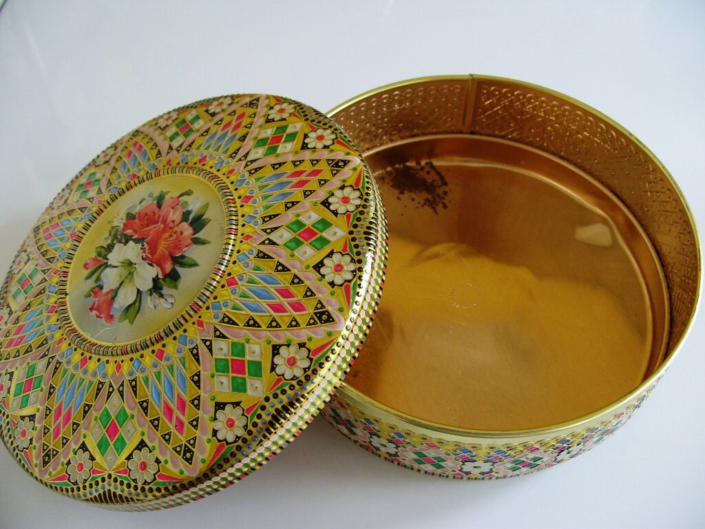 Vintage Metal Decorative Tin Made in Holland