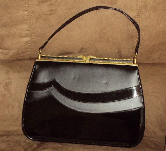 Vintage Naturalizer 1960s Black Patent Leather Handbag Kelly