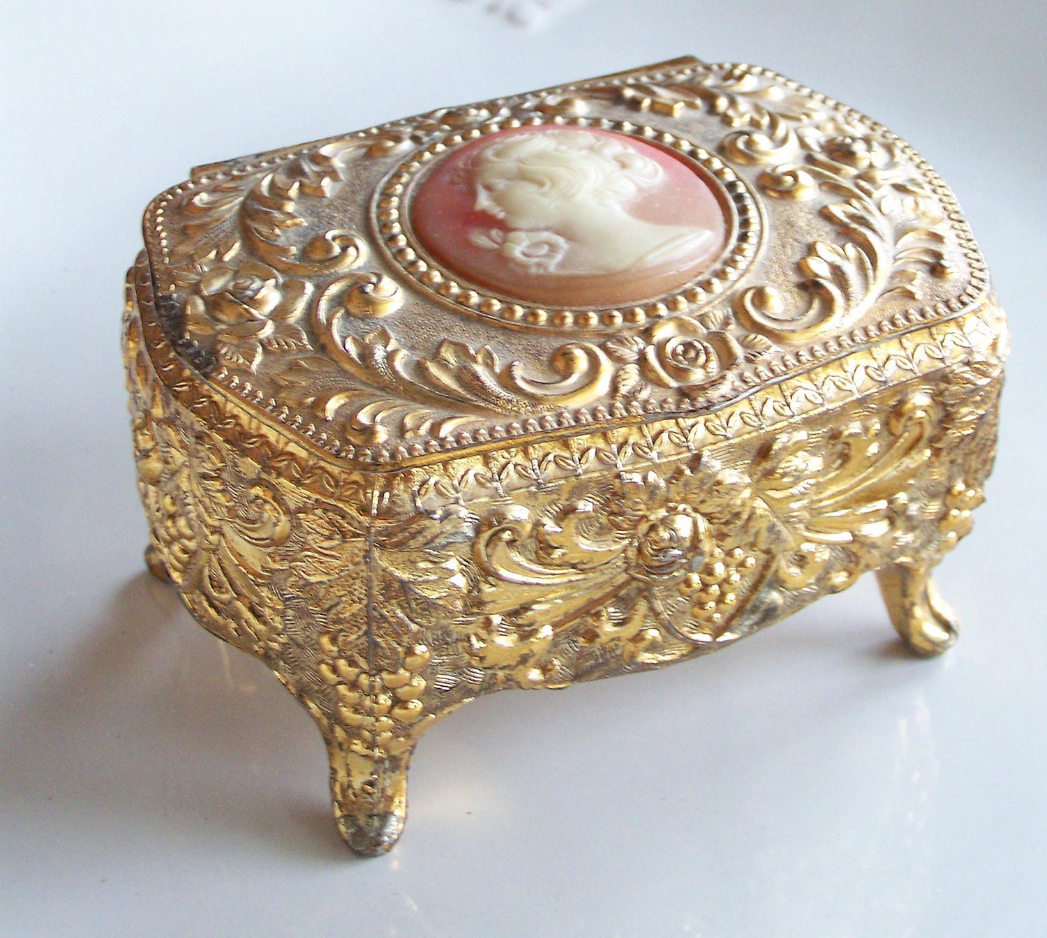 Vintage Jewelry Box 1