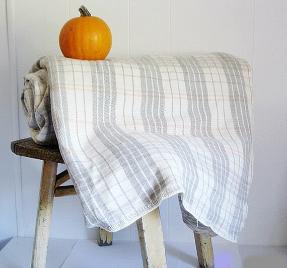 Vintage Wool Blanket Double Long in a Neutral Gray Plaid