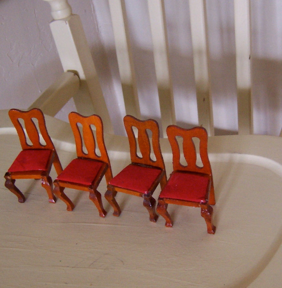miniature wooden chairs Haute Juice
