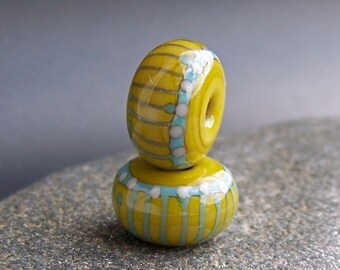 MruMru handmade lampwork beads, earring pair set. Sra