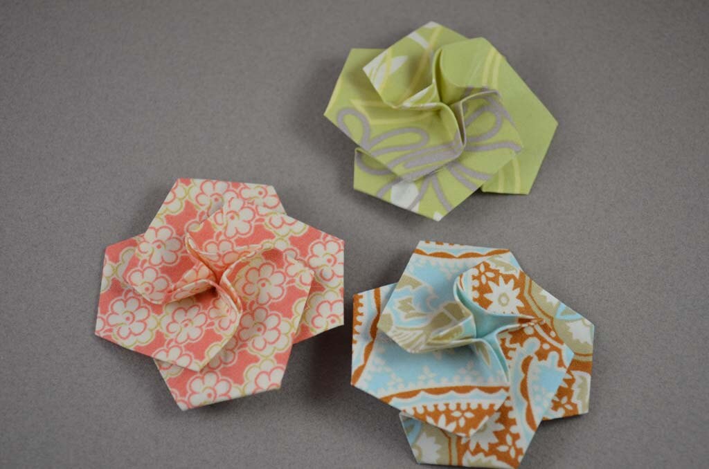 hair flower origami clip Etsy RedReign Clips Hair by 3 Origami Fabric Flower on