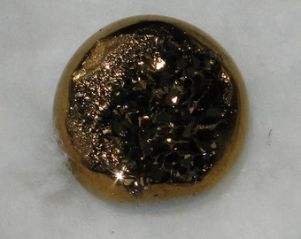 Titanium Druzy round cabochon, metallic gold color, lots of crystals 096-17-032
