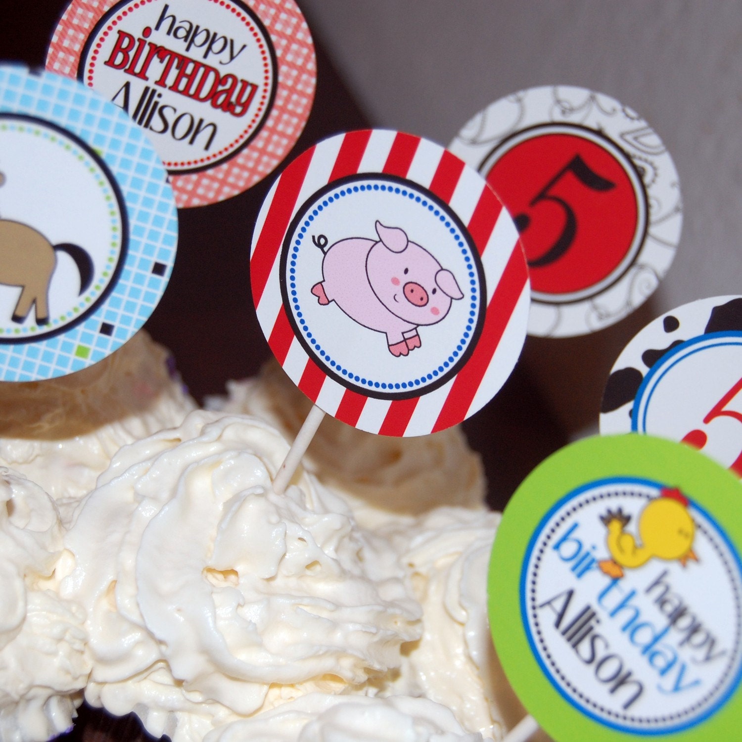 On the farm animals custom printable cupcake toppers