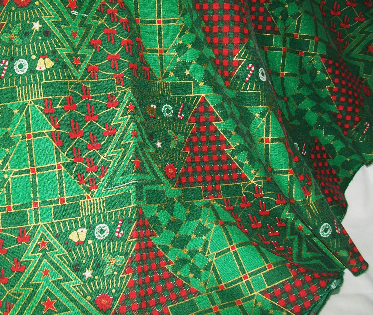 Vintage Christmas Tablecloth Round 72 Inch Green By Pinkpainter   Il Fullxfull.384479035 Dey6 