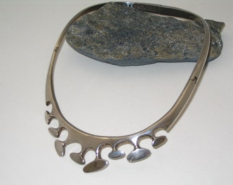 Solid Sterling Silver Sigi Pineda Taxco Hinged Necklace