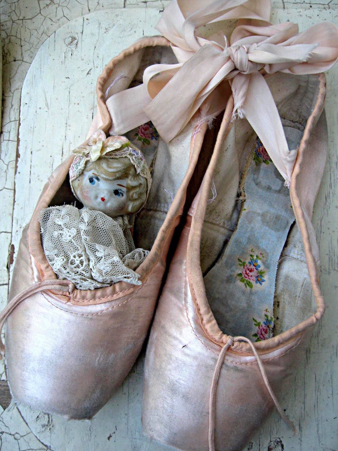 Vintage pink ballet toe shoes made in England fabric lined