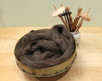 Icelandic Wool - Natural Brown - Undyed Roving for Spinning or Felting (8 oz)