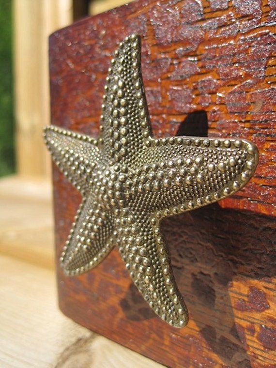 Starfish Drawer Knobs Pulls in Brass Toned Metal