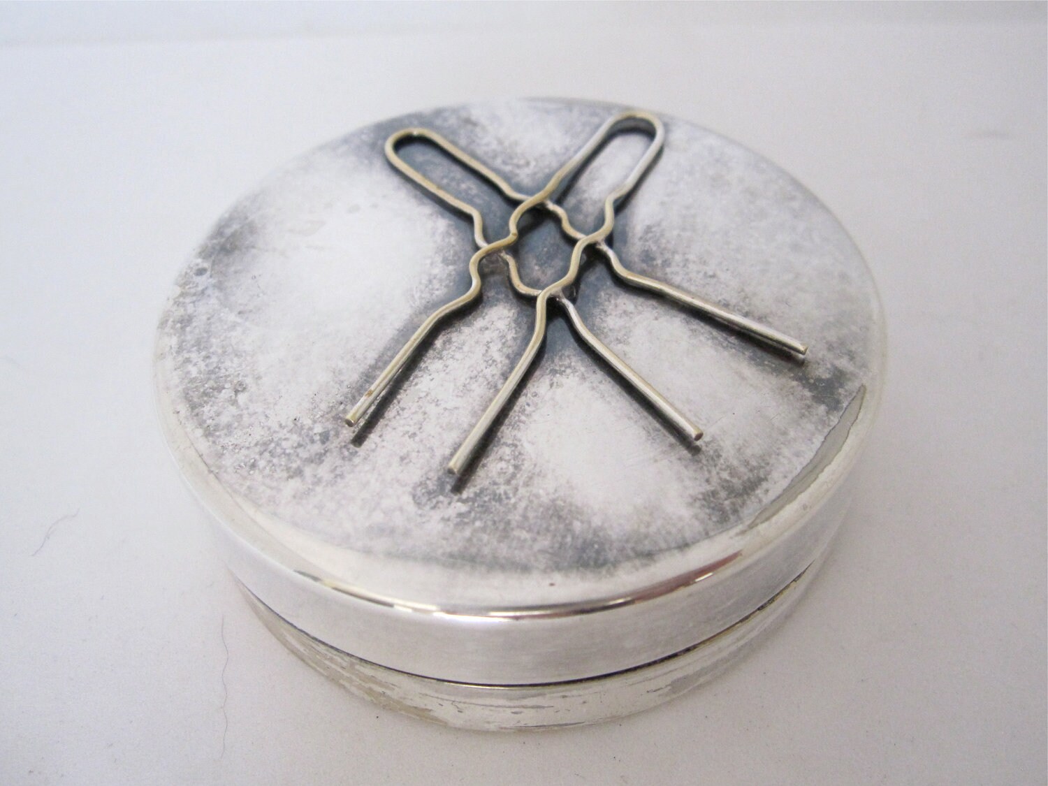 Vintage Silverplate Hair Pin Box Napier Round Hairpin Box