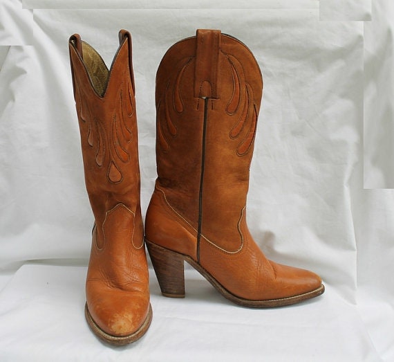 1980s FRYE Fashion Cowgirl Boots Nubuck Tan USA Women