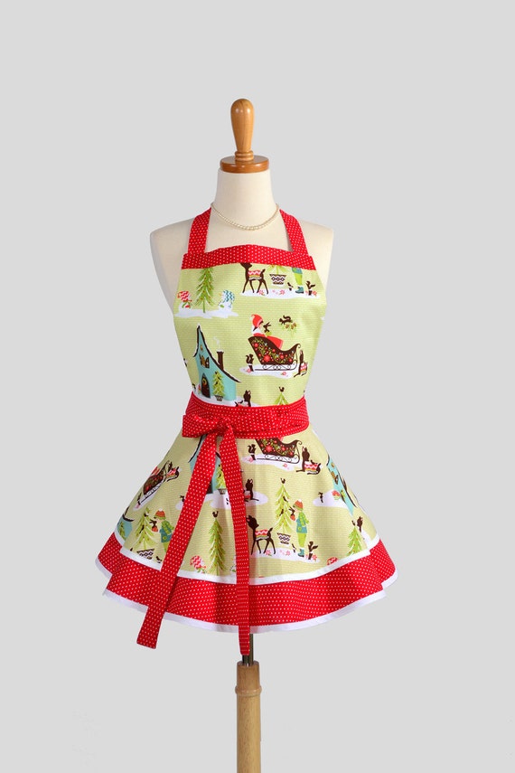 Christmas Apron / Cute Ruffled Womens Retro by CreativeChics
